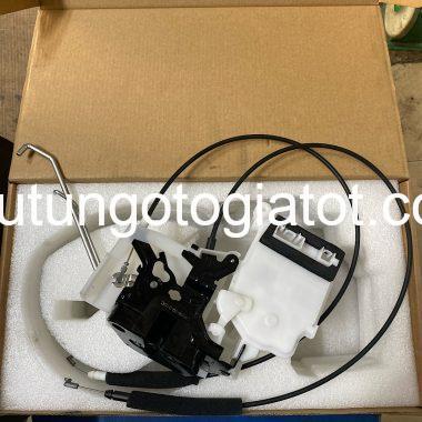 Khóa cửa ngậm trước phụ Ford Everest/Ranger đời 2008-2012