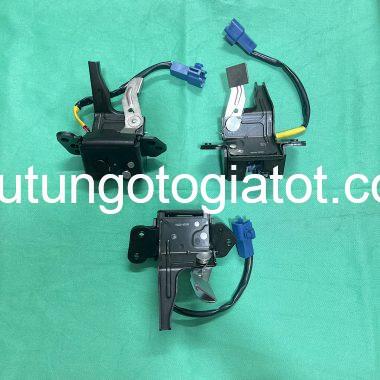 Khóa ngậm cốp hậu Toyota Yaris đời 2007-2012 mã  69350-52261