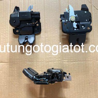 Khoá ngậm cửa hậu ( khoá cốp ) nissan bluebird / Sulphy đời 2006-2012 mã 84631-EW000