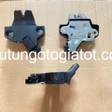 Khóa ngậm cửa hậu ( khoá cốp ) Toyota Camry /Avalon đơi 2006-2012 mã 64600-06020