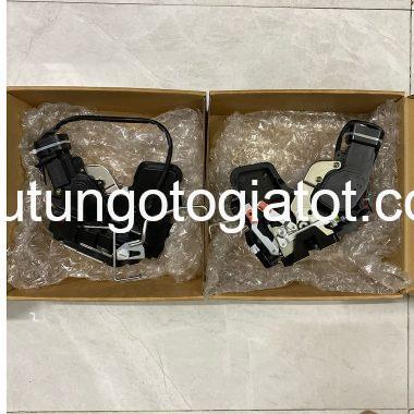 Khóa Cửa Ngậm Trước Lái Toyota Camry 2.2 Đời 1996–2001